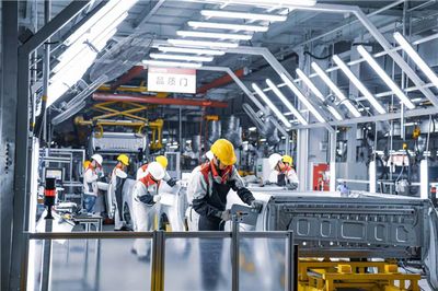 订单超5000辆 长城炮北京专列出发 专业技术服务保驾护航